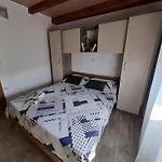 House Maslina 10 M From * Kruševo