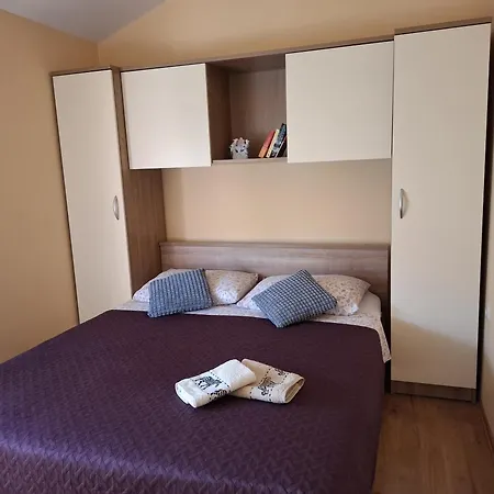 House Maslina 10 M From Kruševo