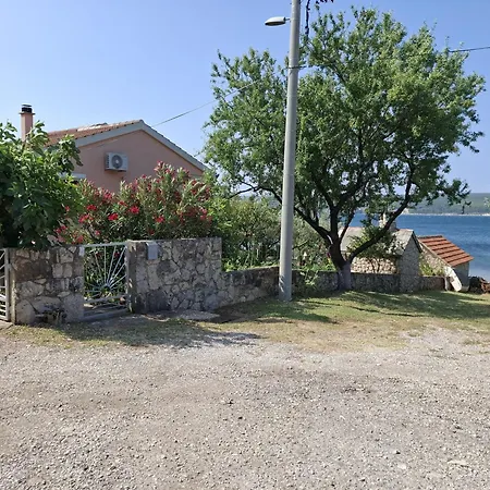 House Maslina 10 M From Appartement *