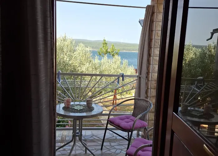 House Maslina 10 M From *