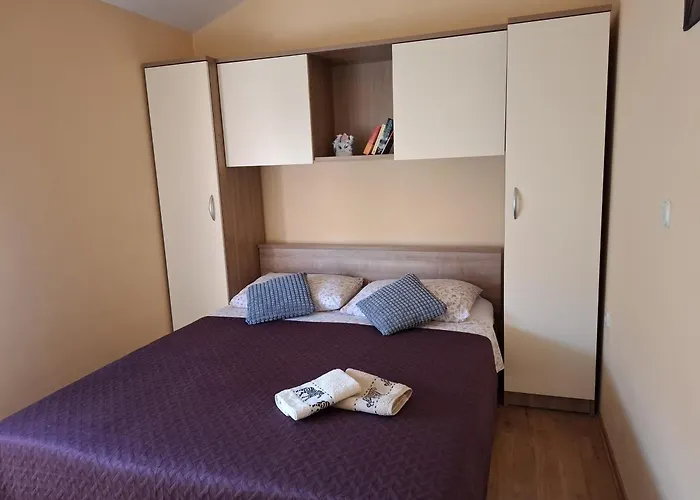 House Maslina 10 M From Kruševo