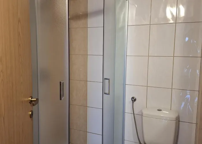 House Maslina 10 M From شقة