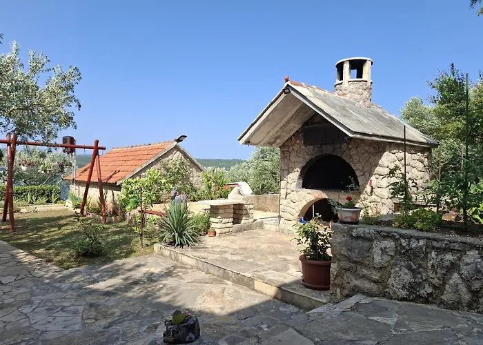 House Maslina 10 M From * Kruševo